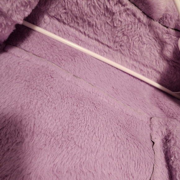 Faux Leather & Faux Fur-Lined Zipper Jacket With Pockets. No brand. Size ( 1x ). - Picture 3 of 3